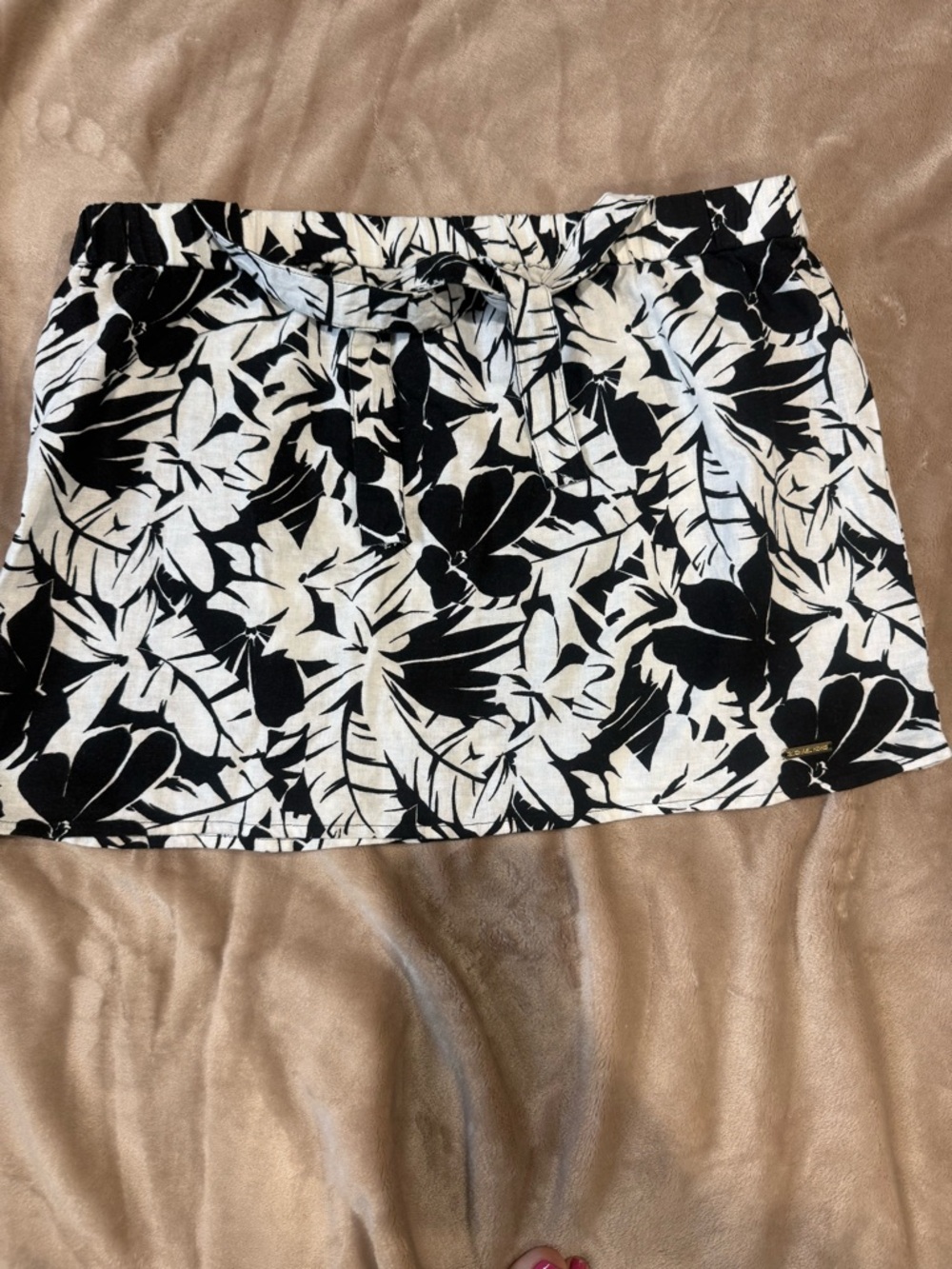Michael Kors Black and White Tropical Print Mini Skirt